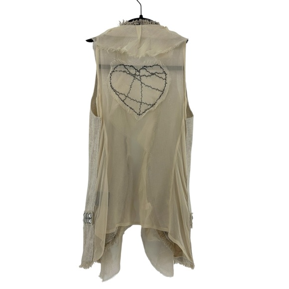 Royal Underground Lace and Linen Embellished Vest - Picture 2 of 8